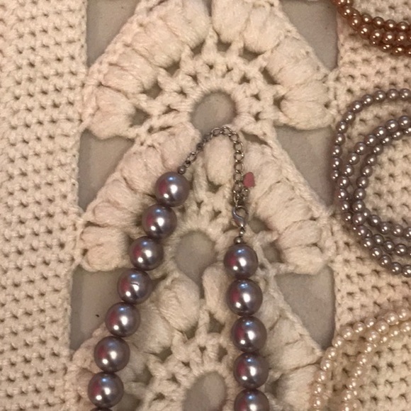 Faux Pearl Necklace & Bracelet Set - Picture 3 of 6